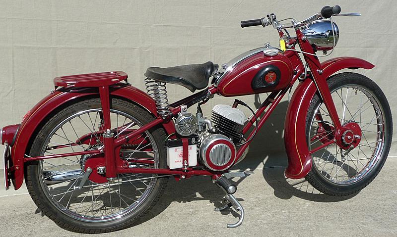 ADLER M 100