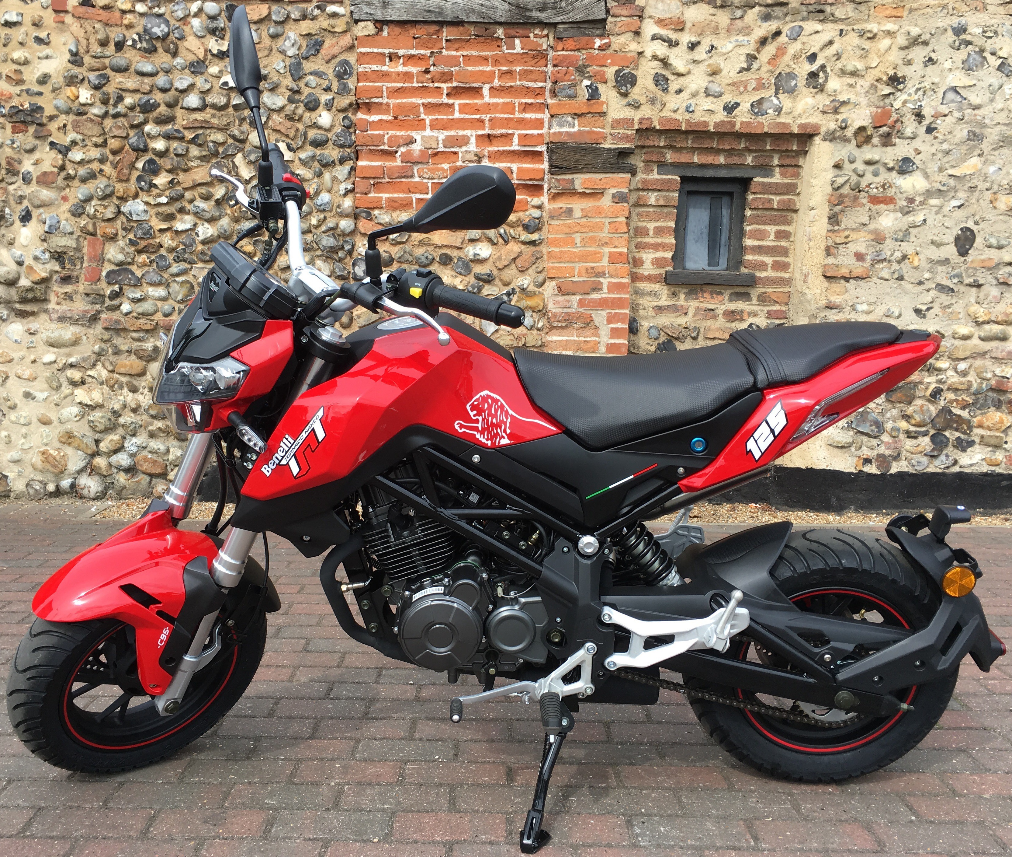 BENELLI TORNADO TNT 125