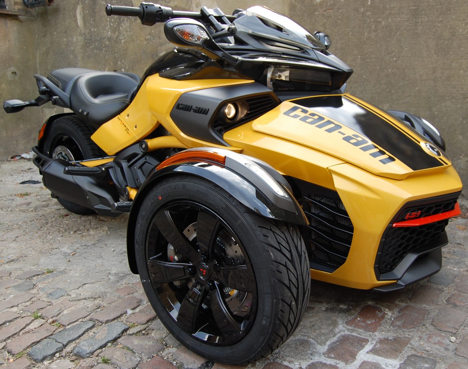 CAN-AM SPYDER F3-S DAYTONA 500