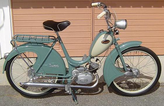 CRESCENT SAXOPED 1125 B