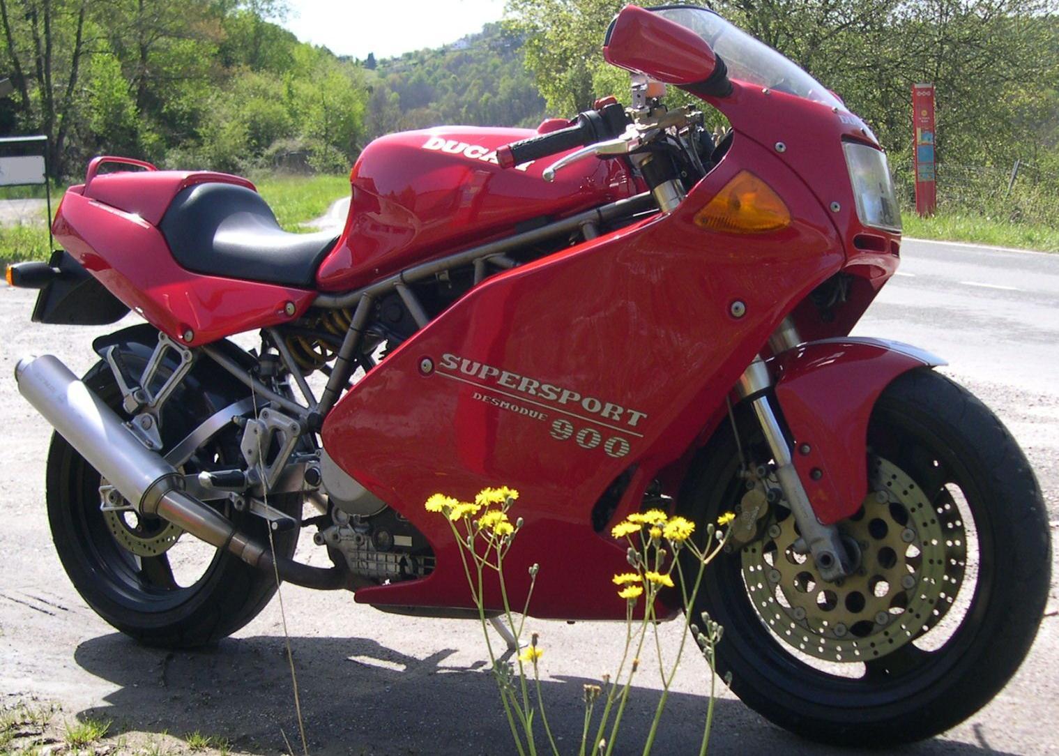 DUCATI 900 SUPER SPORT