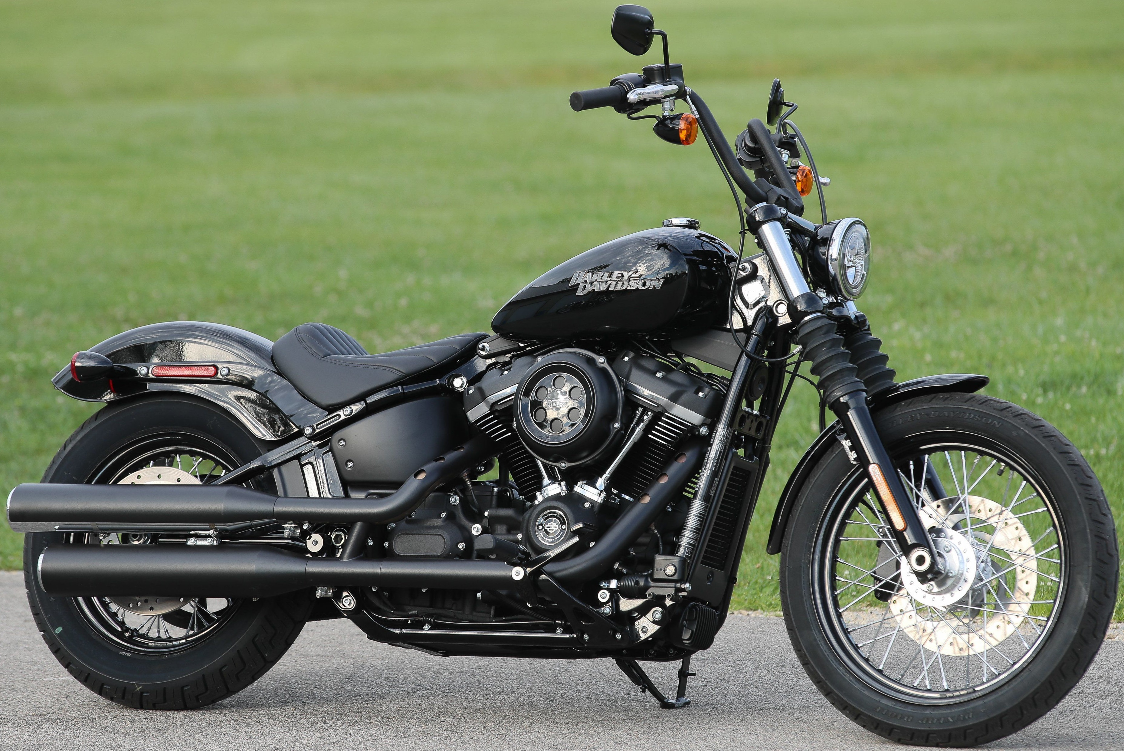 HARLEY DAVIDSON FXBB 1745 STREET BOB