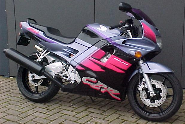 HONDA CBR 600 F