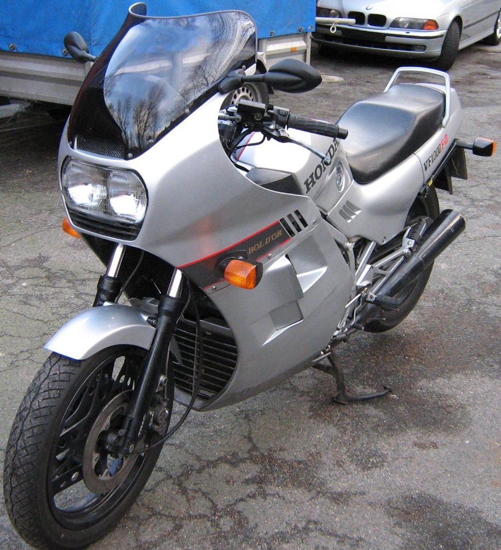 HONDA VF 1000 F II