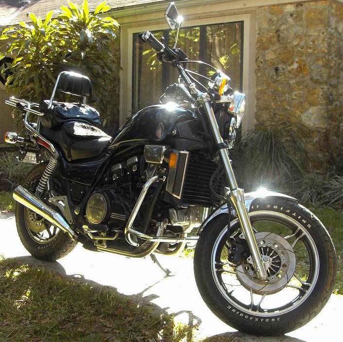 HONDA VF 1100 C