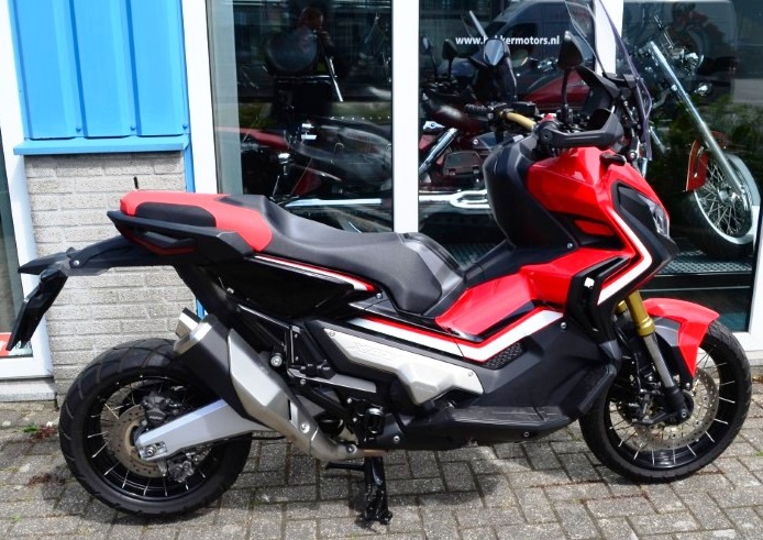 HONDA X-ADV 750