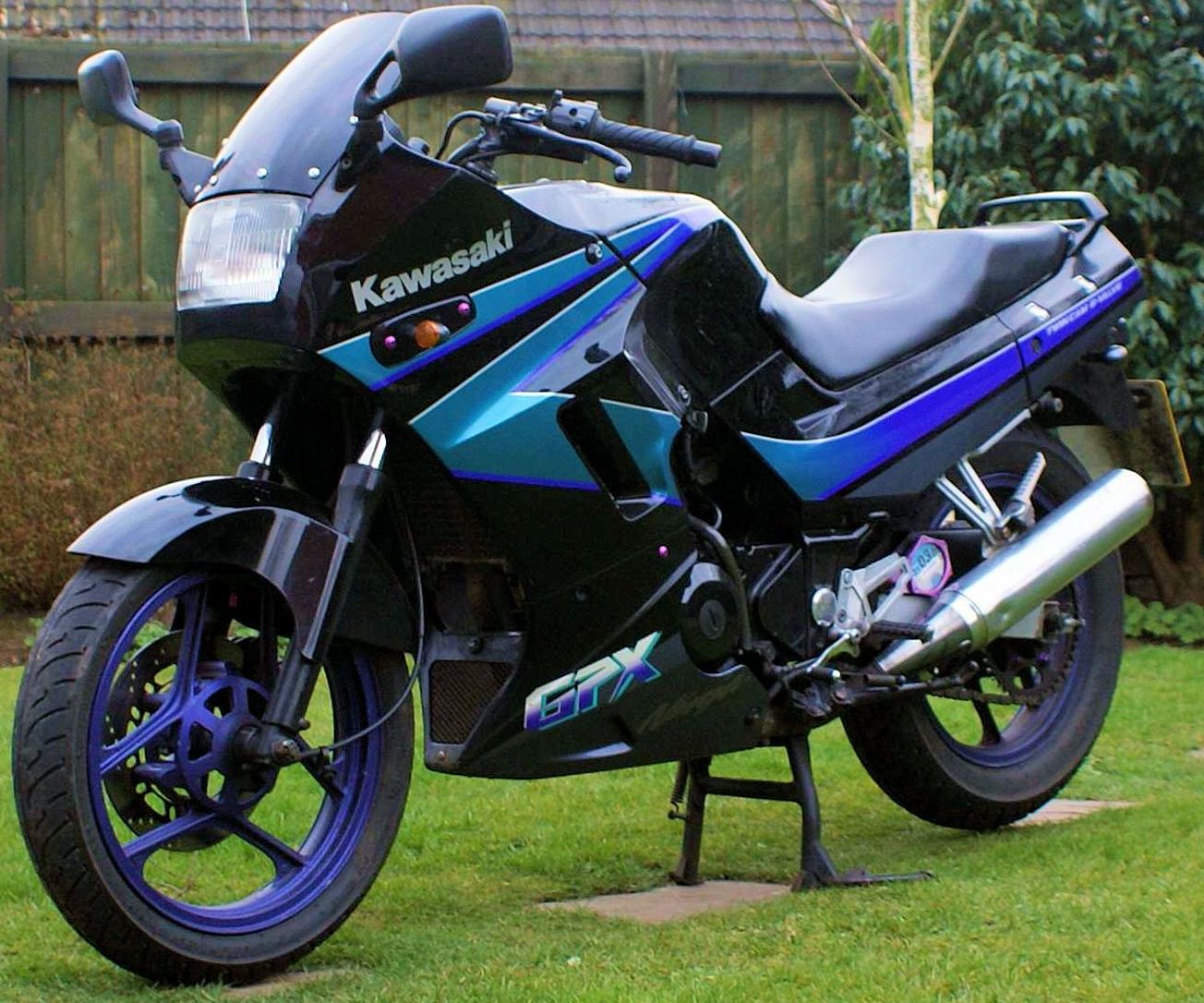 KAWASAKI GPX 250 R NINJA
