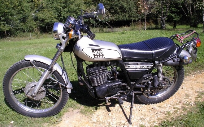 YAMAHA DT 400